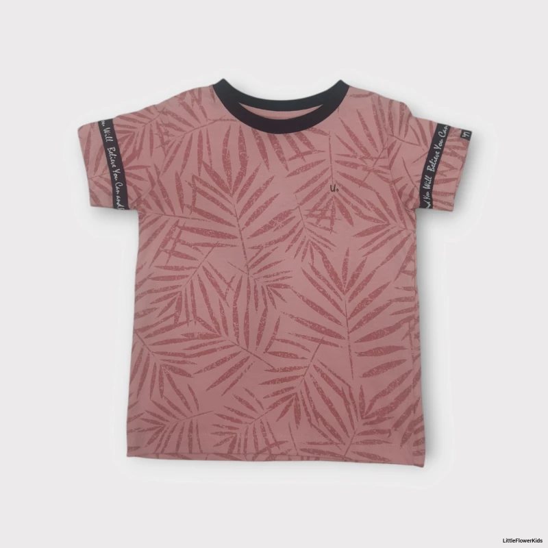 Pink leaf printed T-shirt