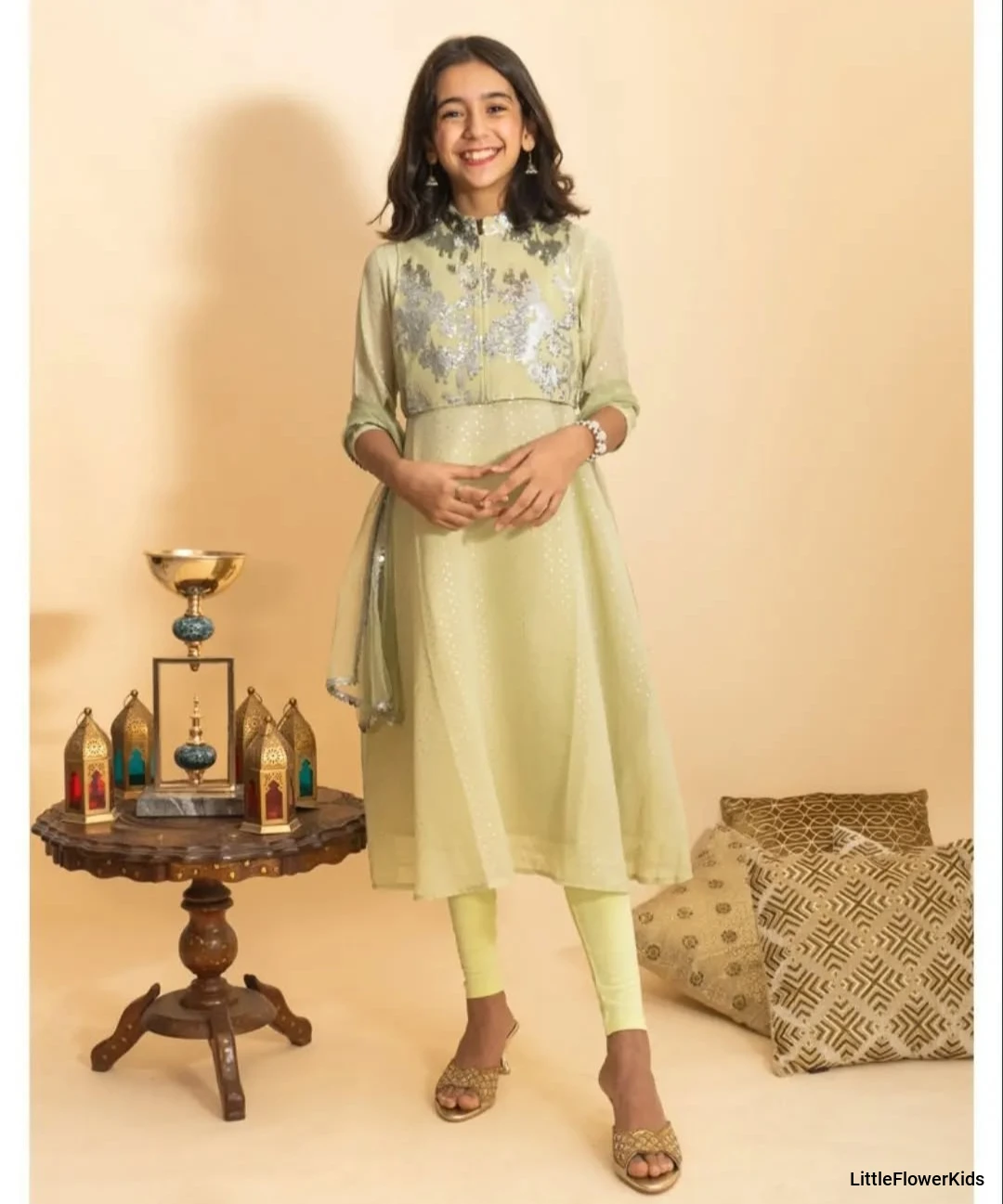 Girls Green Motifs Yoke Design Chanderi Cotton Suit Set