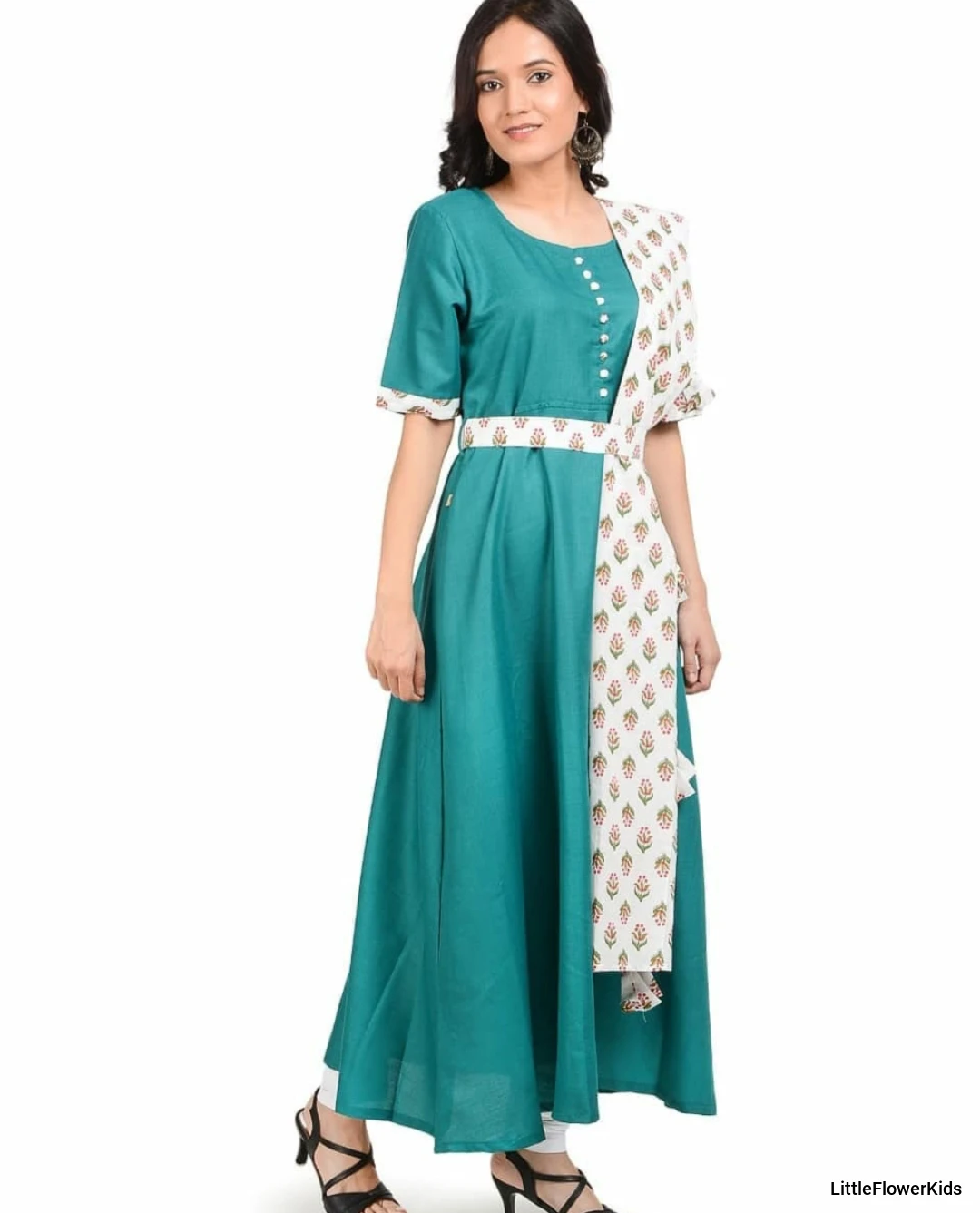 Green solid long kurti with dupatta and belt